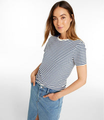L.L.BeanWomen's Signature Premium Essential Tee, Short-Sleeve Novelty