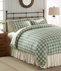 L.L.BeanChambray bed skirt