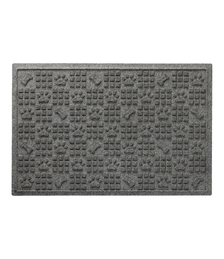 L.L.BeanWaterhog Dog Bones and Paws Mat