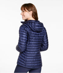 L.L.BeanWomen's Ultralight 850 Down Hooded Sweater