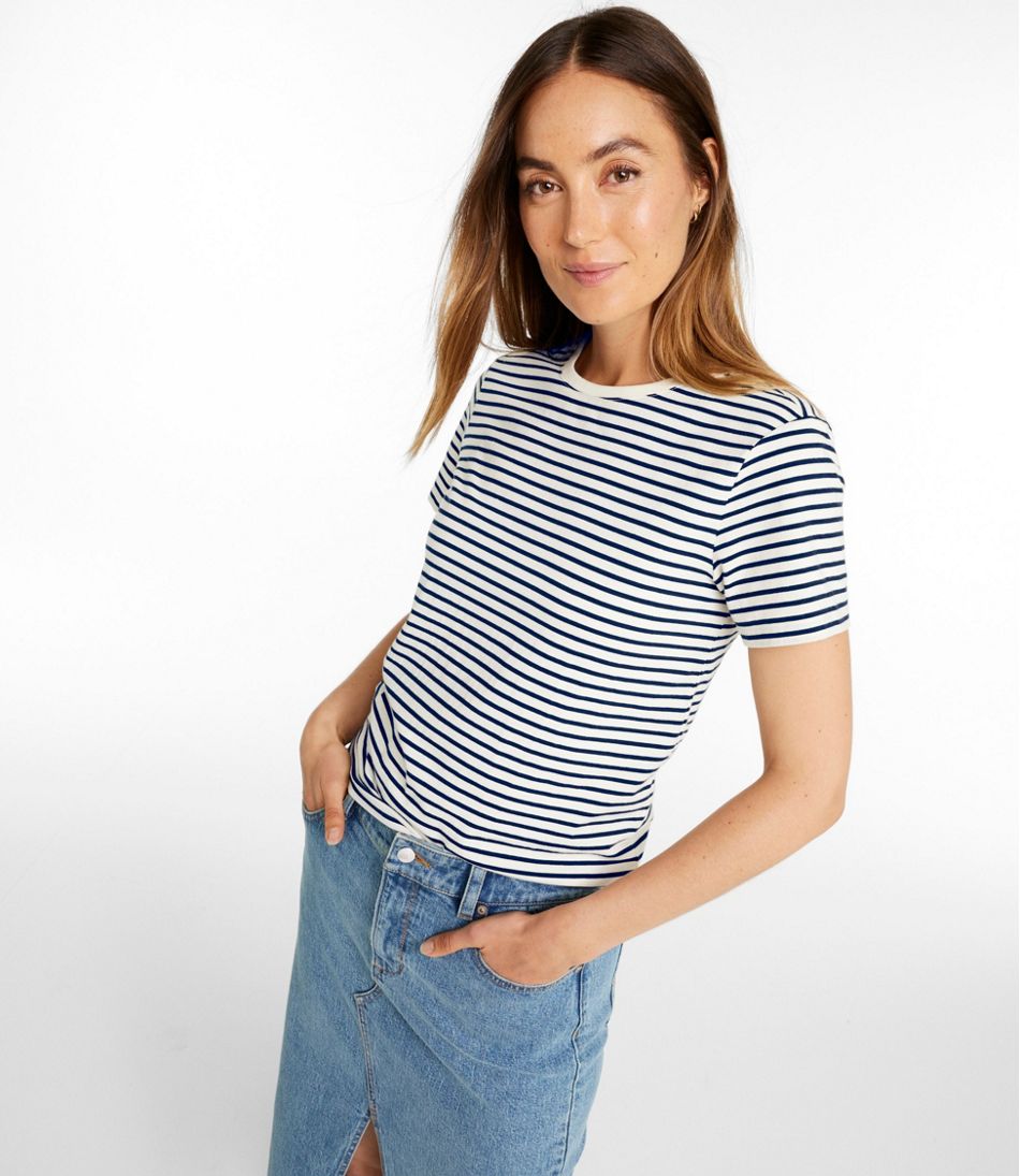 L.L.BeanWomen's Signature Premium Essential Tee, Short-Sleeve Novelty