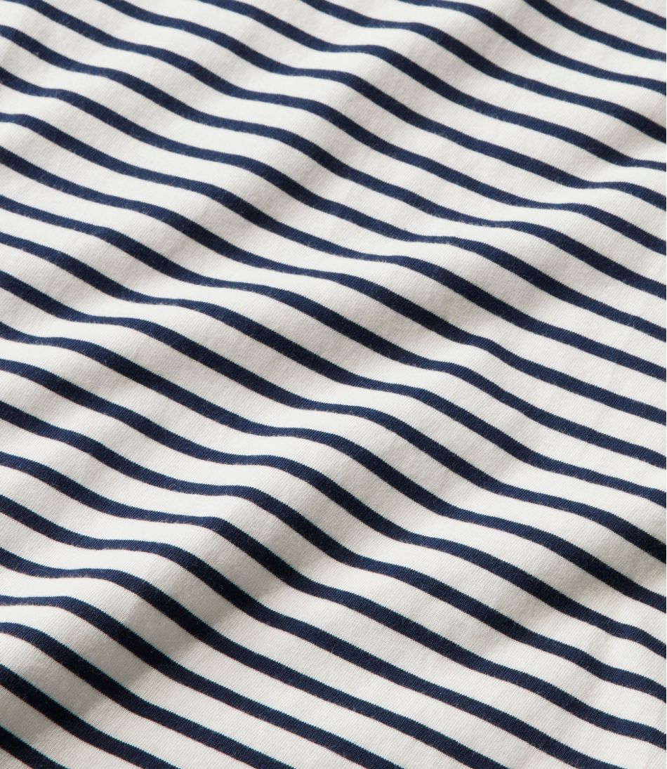 L.L.BeanWomen's Signature Premium Essential Tee, Short-Sleeve Novelty