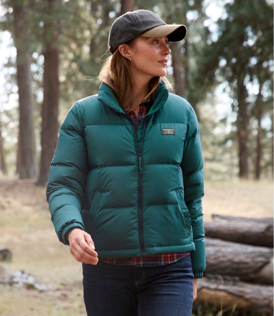L.L.BeanWomen's Mountain Classic Down Jacket