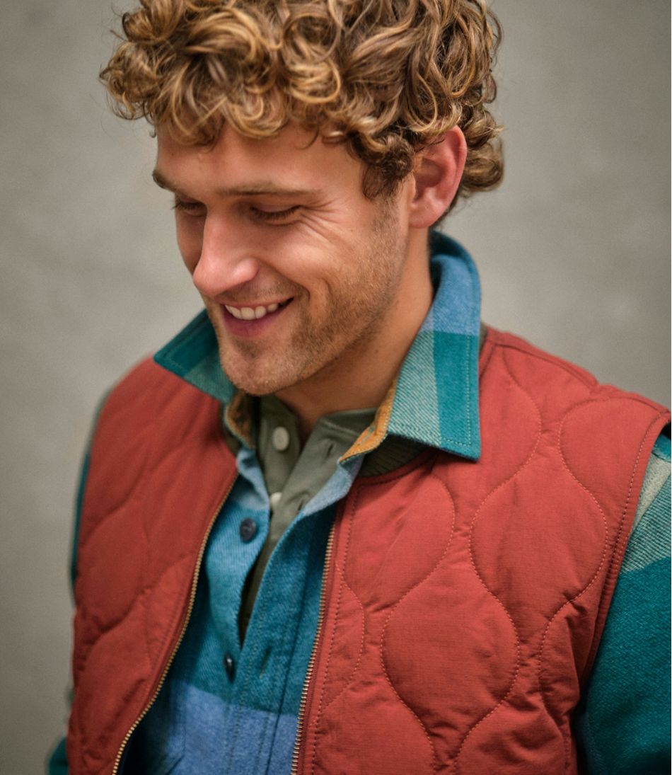 L.L.BeanMen's Signature Reversible Quilted Vest