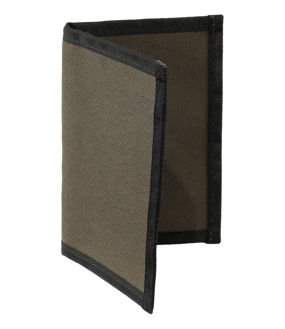 L.L.BeanFlowfold RFID Navigator Passport Holder