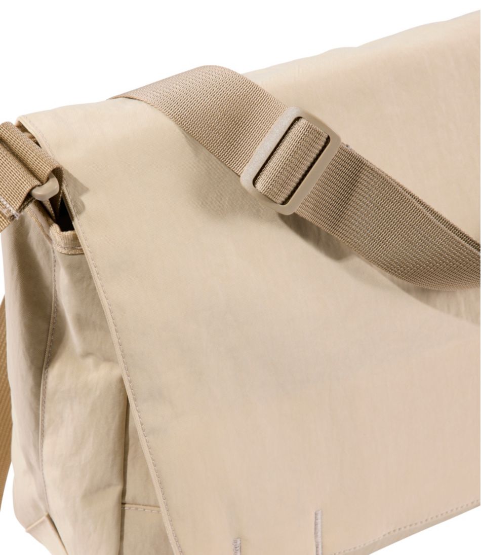 L.L.BeanWharf Street Messenger Bag