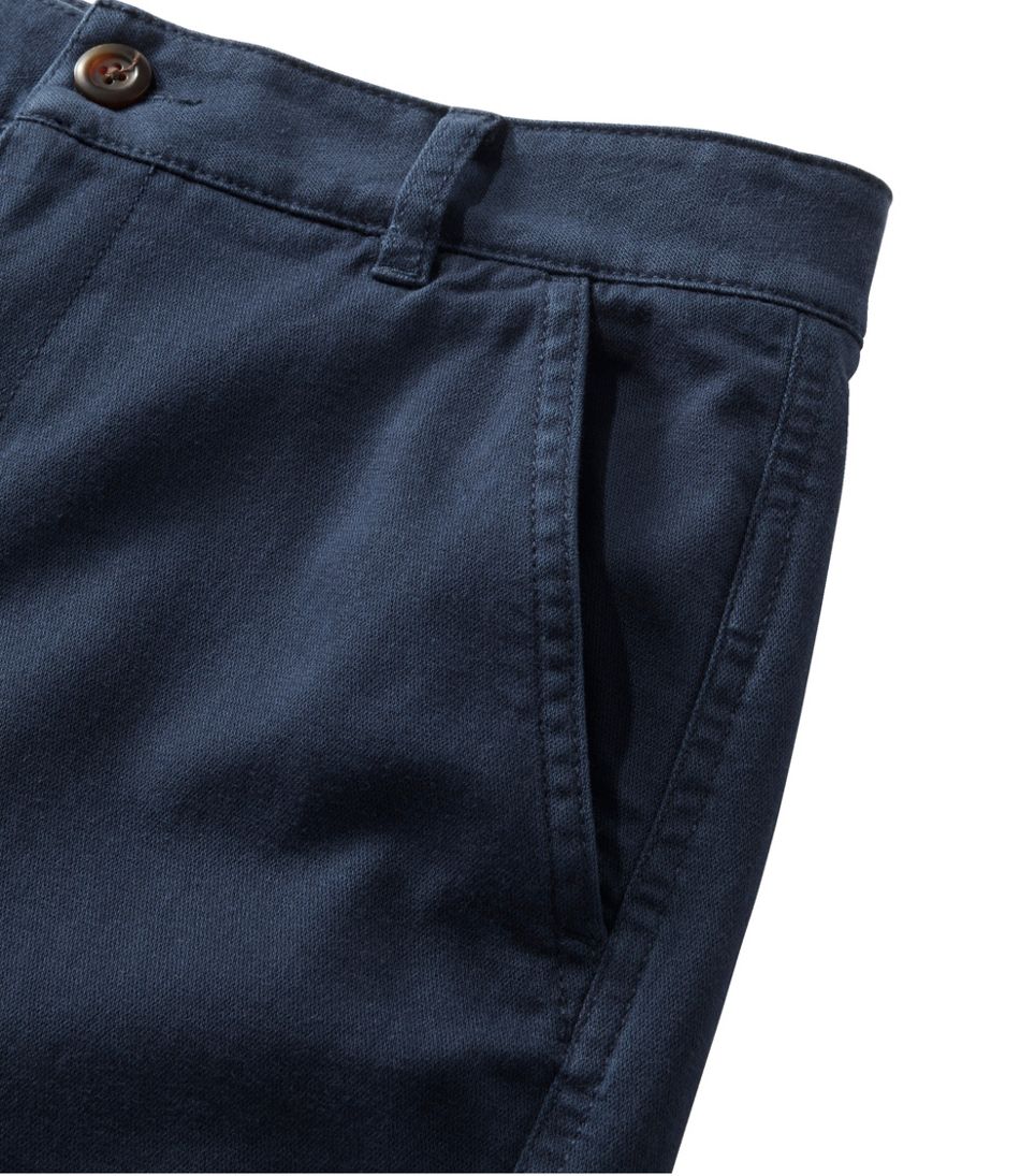 L.L.BeanWomen's Comfort Stretch Shorts, Chino Bermudas 9"