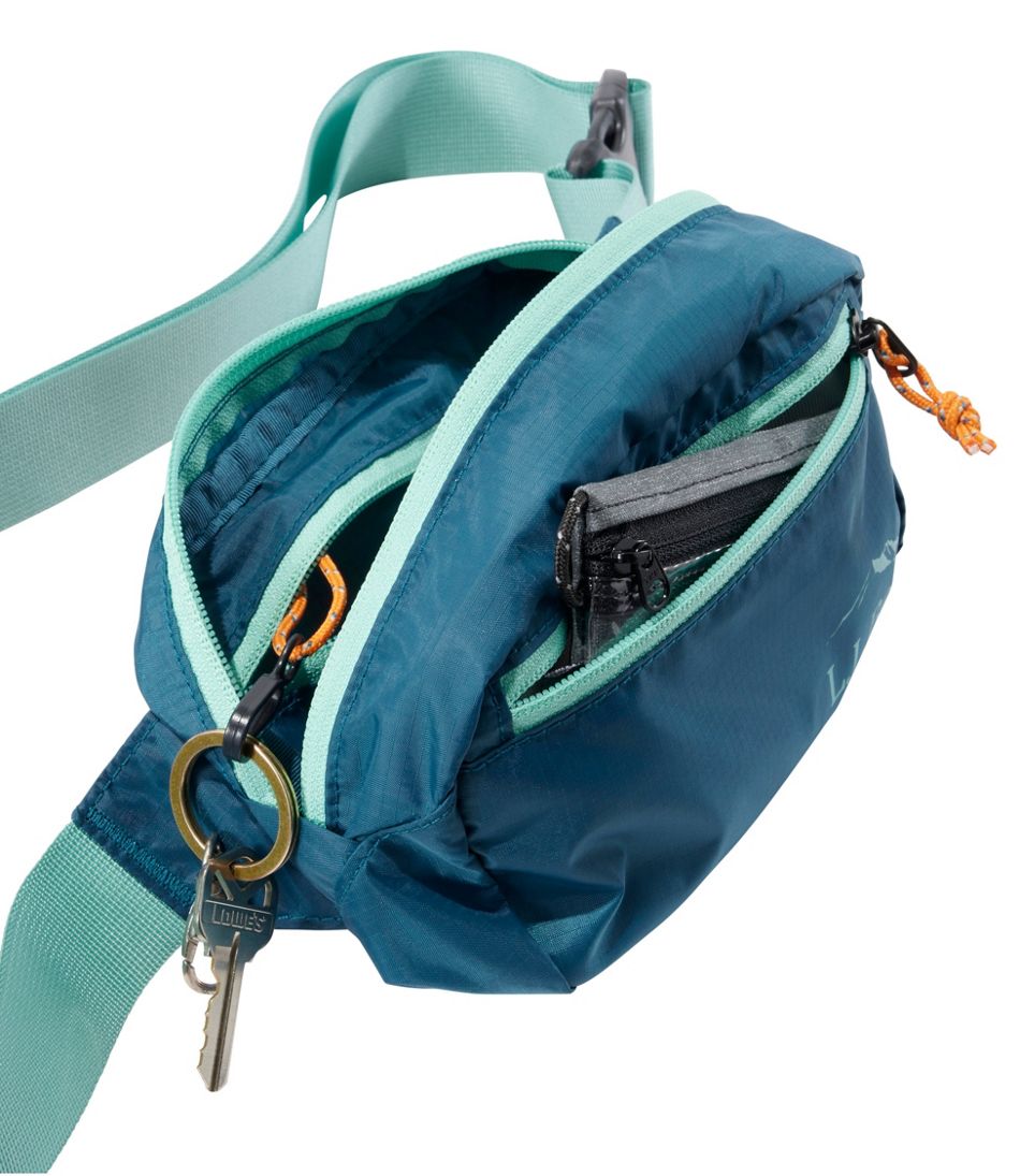 L.L.BeanStowaway Waist Pack