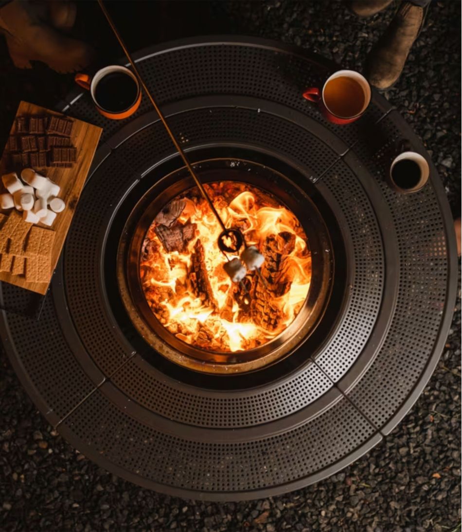 L.L.BeanSolo Stove Bonfire Surround Table