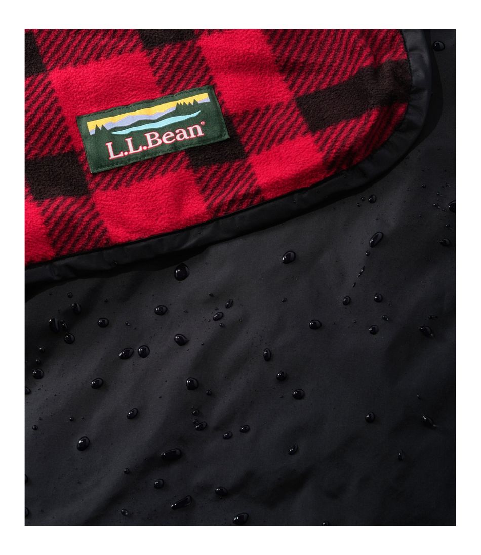 L.L.BeanWaterproof Outdoor Blanket, Plaid