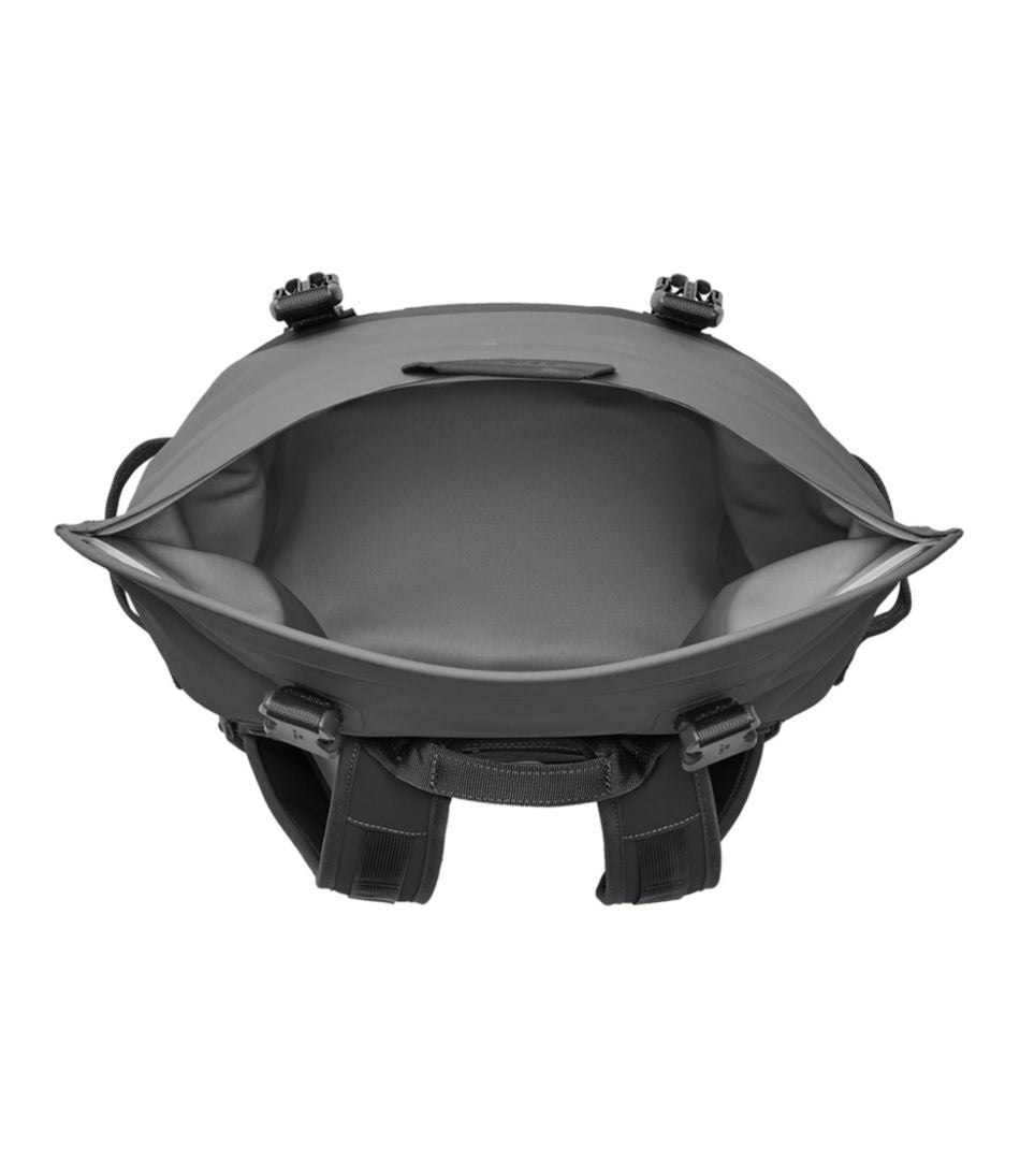 L.L.BeanYeti Hopper M20 Soft Backpack Cooler