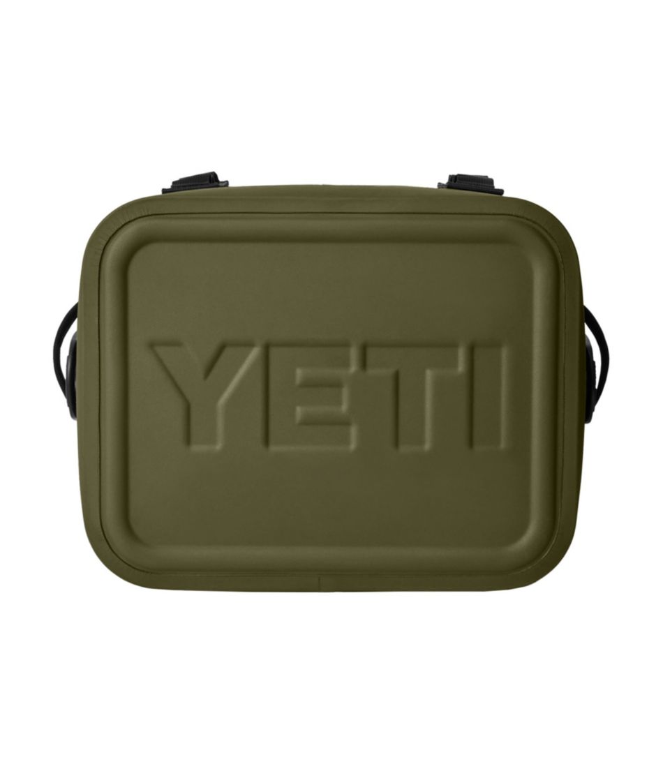 L.L.BeanYeti Hopper Flip 12 Soft Cooler
