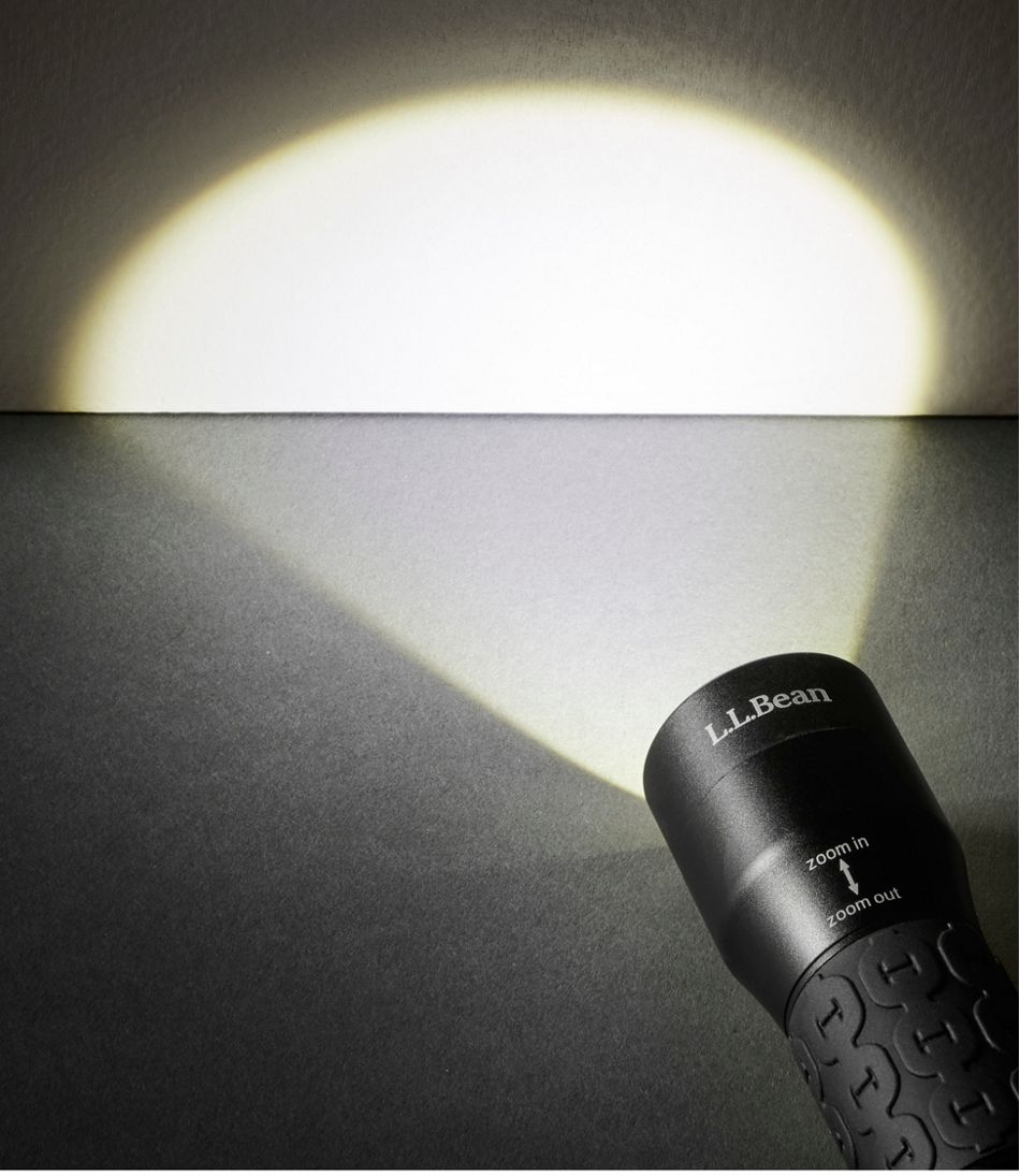 L.L.BeanTrailblazer Zoom Flashlight