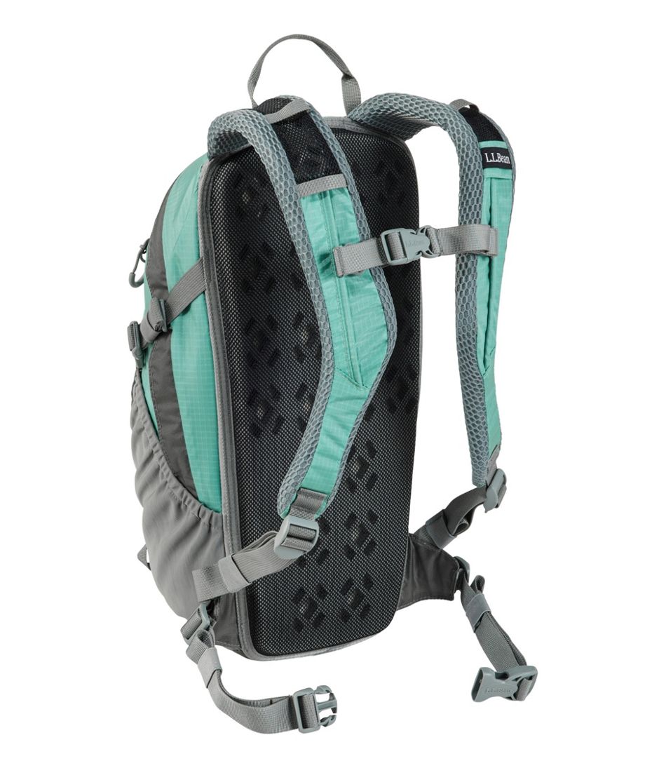 L.L.BeanWomen's Ridge Runner Day Pack, 15L