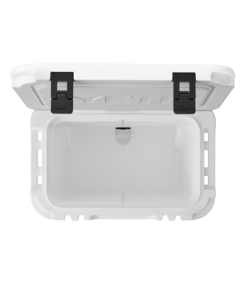 L.L.BeanYeti Roadie 32 Wheeled Cooler