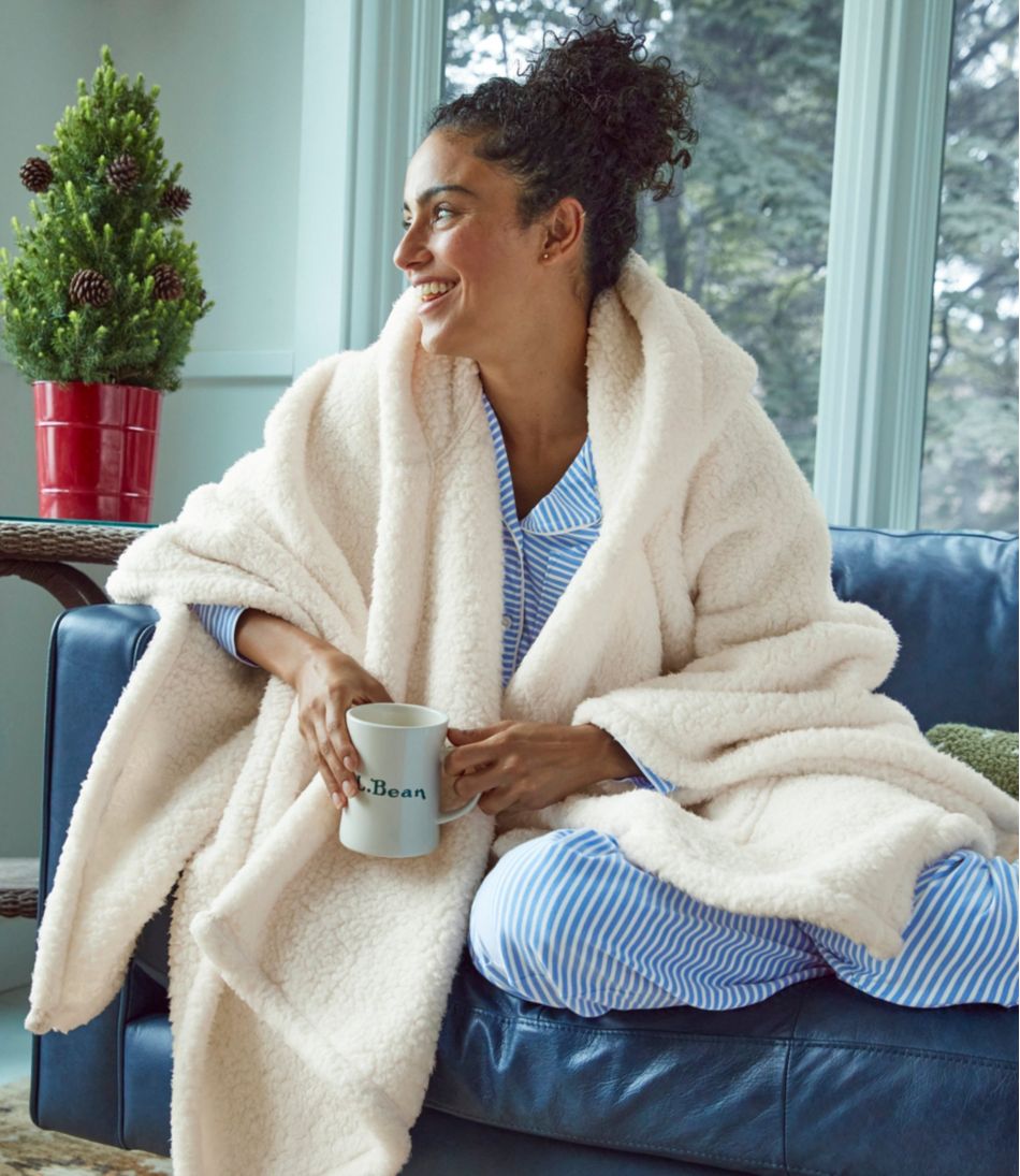 L.L.BeanCozy Sherpa Wearable Throw