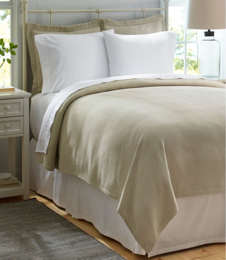 L.L.BeanVintage Matelassé Coverlet