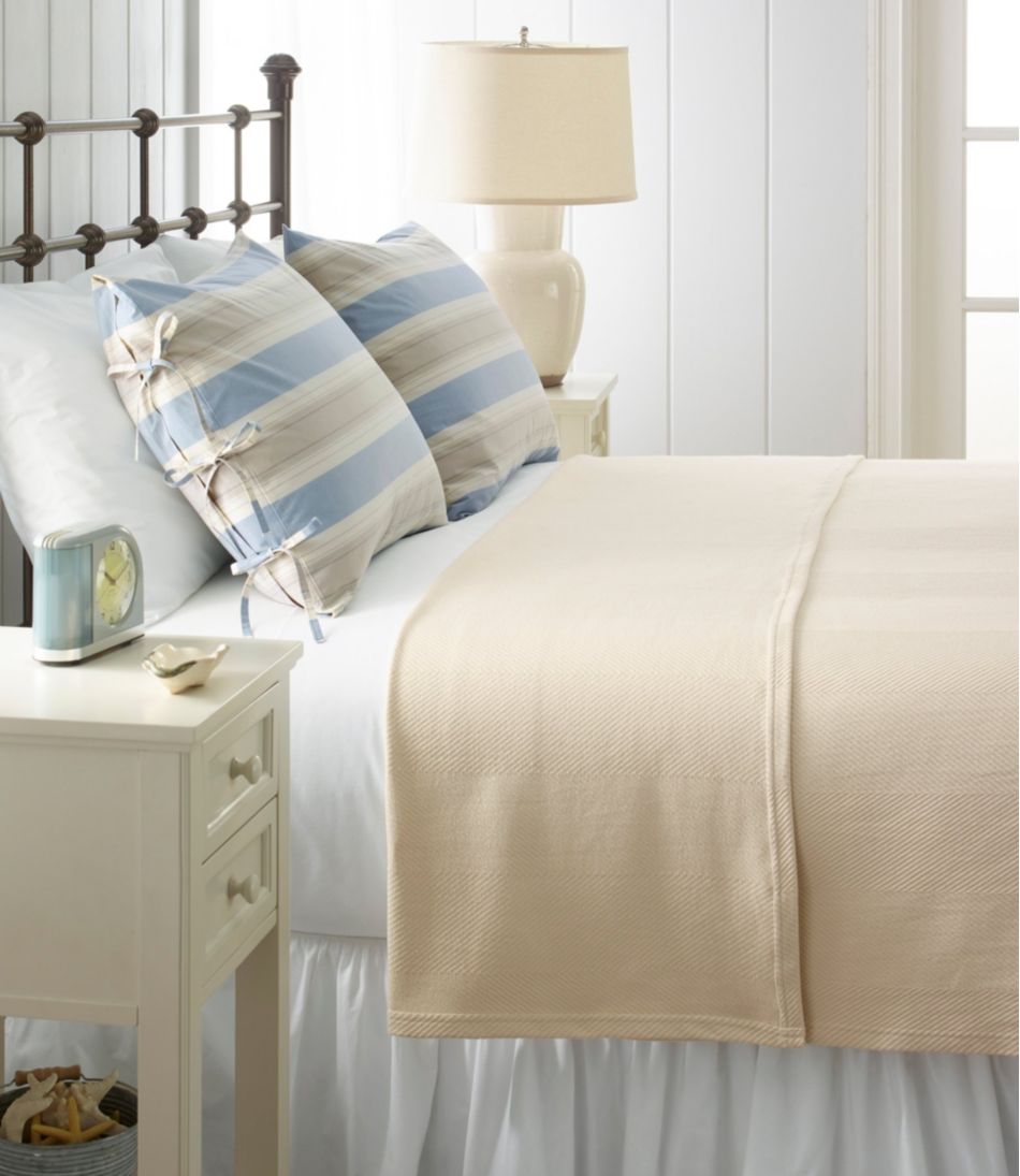 L.L.BeanOrganic Cotton Blanket