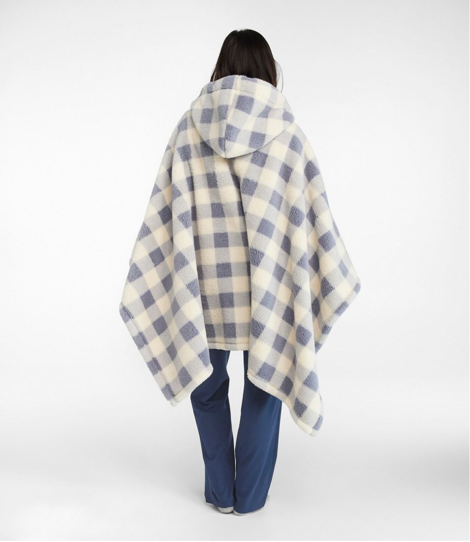 L.L.BeanCozy Sherpa Wearable Throw, Plaid