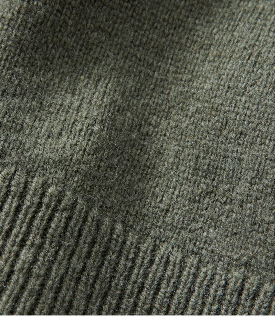 L.L.BeanMen's Maine Guide Lightweight Lambswool Sweater