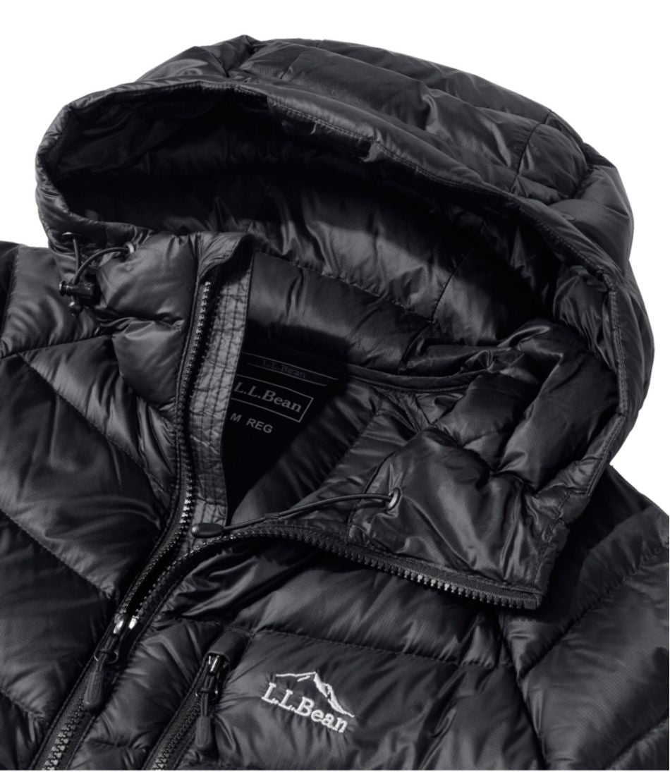 L.L.BeanMen's Ultralight 850 Down Hooded Jacket