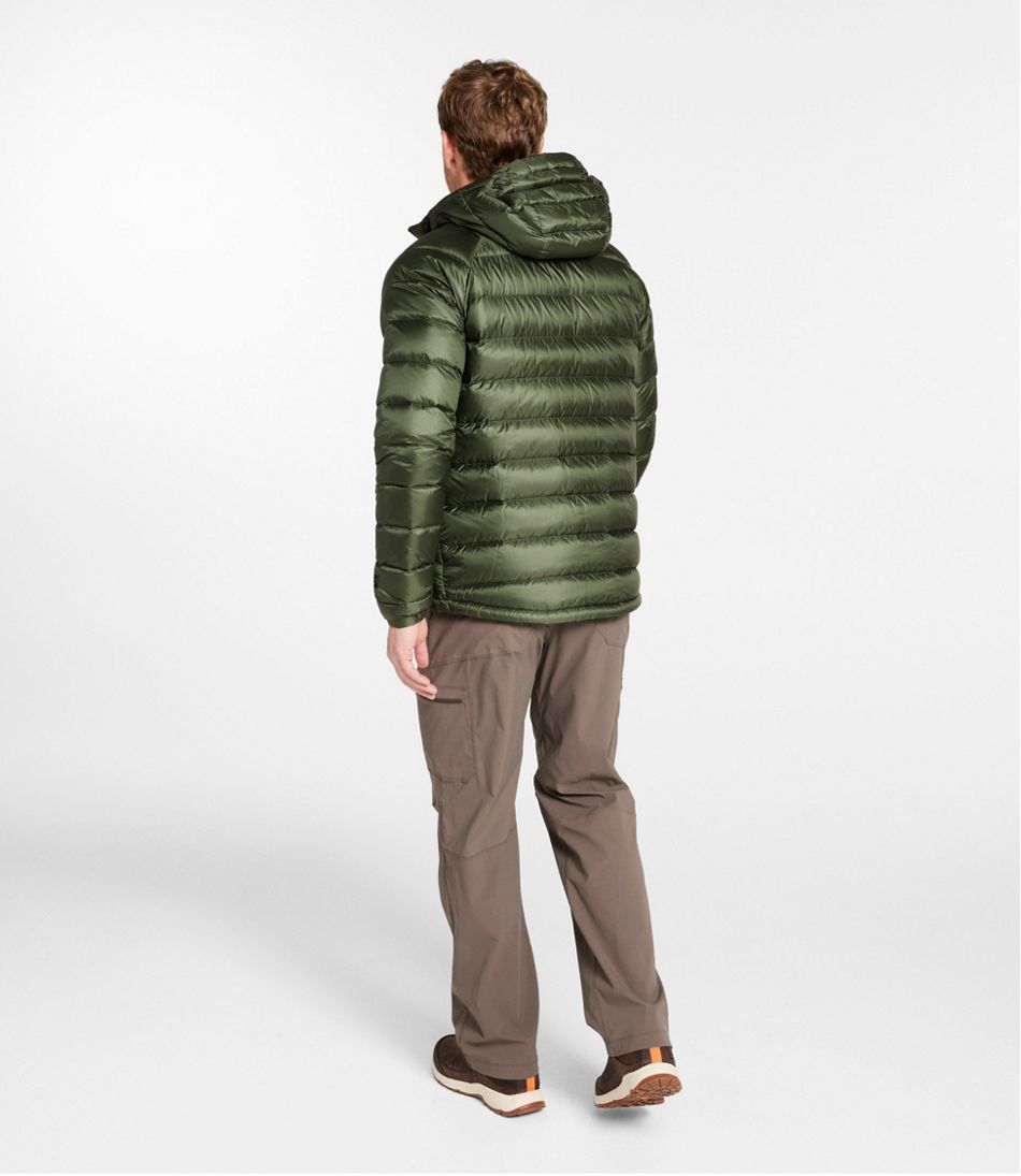 L.L.BeanMen's Ultralight 850 Down Hooded Jacket