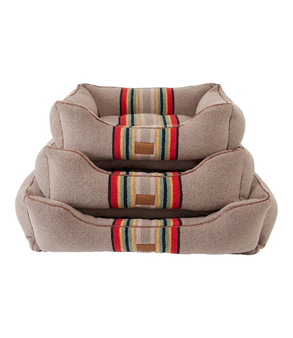L.L.BeanVintage Camp Dog Bed