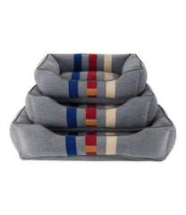 L.L.BeanCabin Stripe Dog Bed