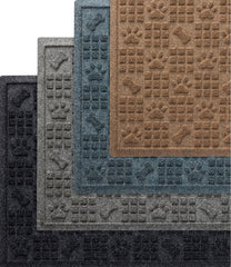 L.L.BeanWaterhog Dog Bones and Paws Mat