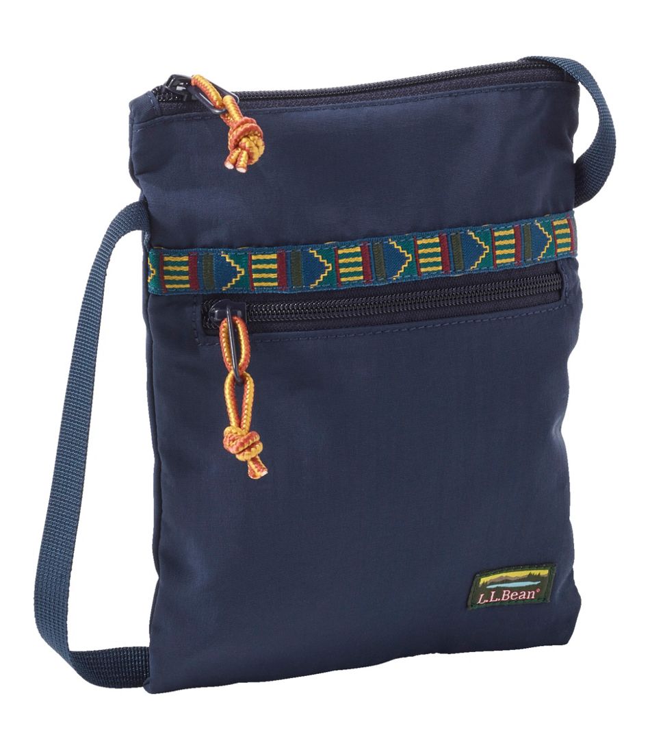 L.L.BeanMountain Classic Crossbody Bag
