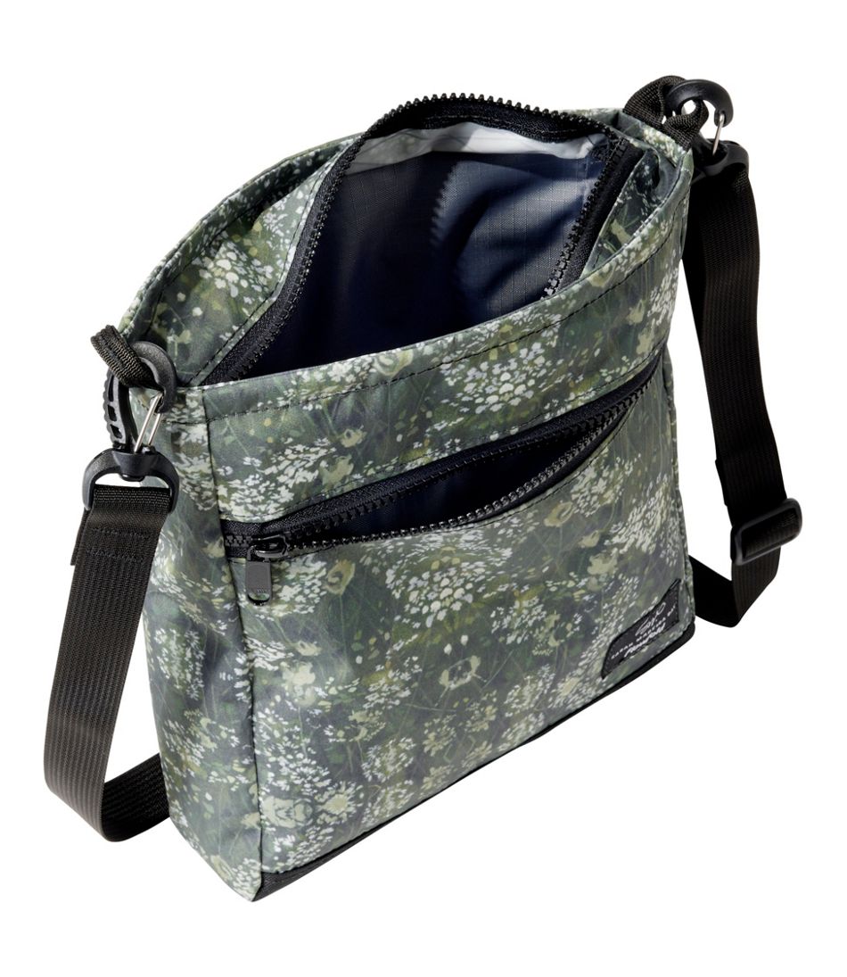 L.L.BeanFlowfold Odyssey Crossbody Bag, Small, Print