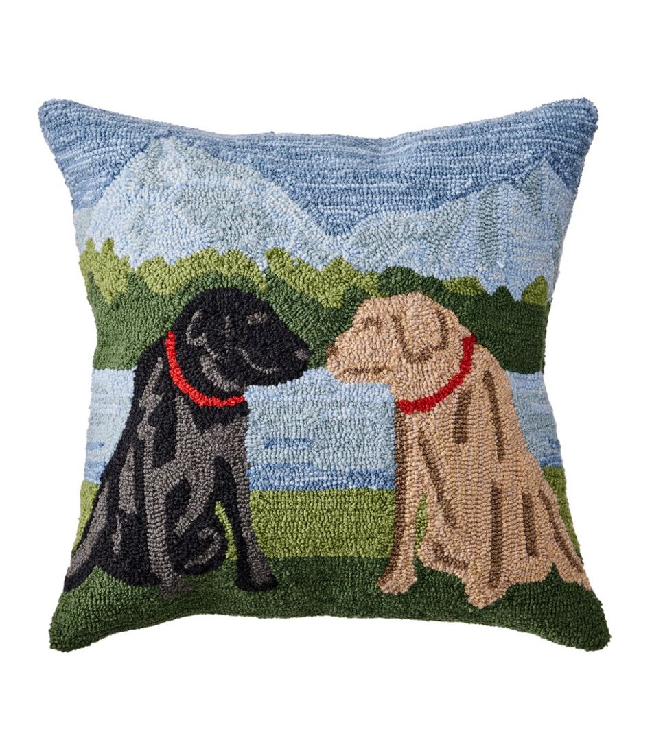 L.L.BeanIndoor/Outdoor Hooked Pillow, Mountain Dogs