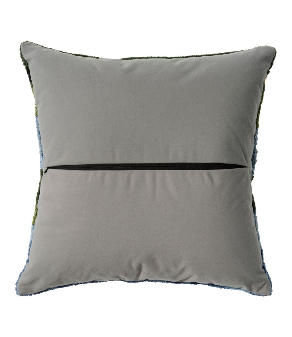 L.L.BeanIndoor/Outdoor Hooked Pillow, Mountain Dogs