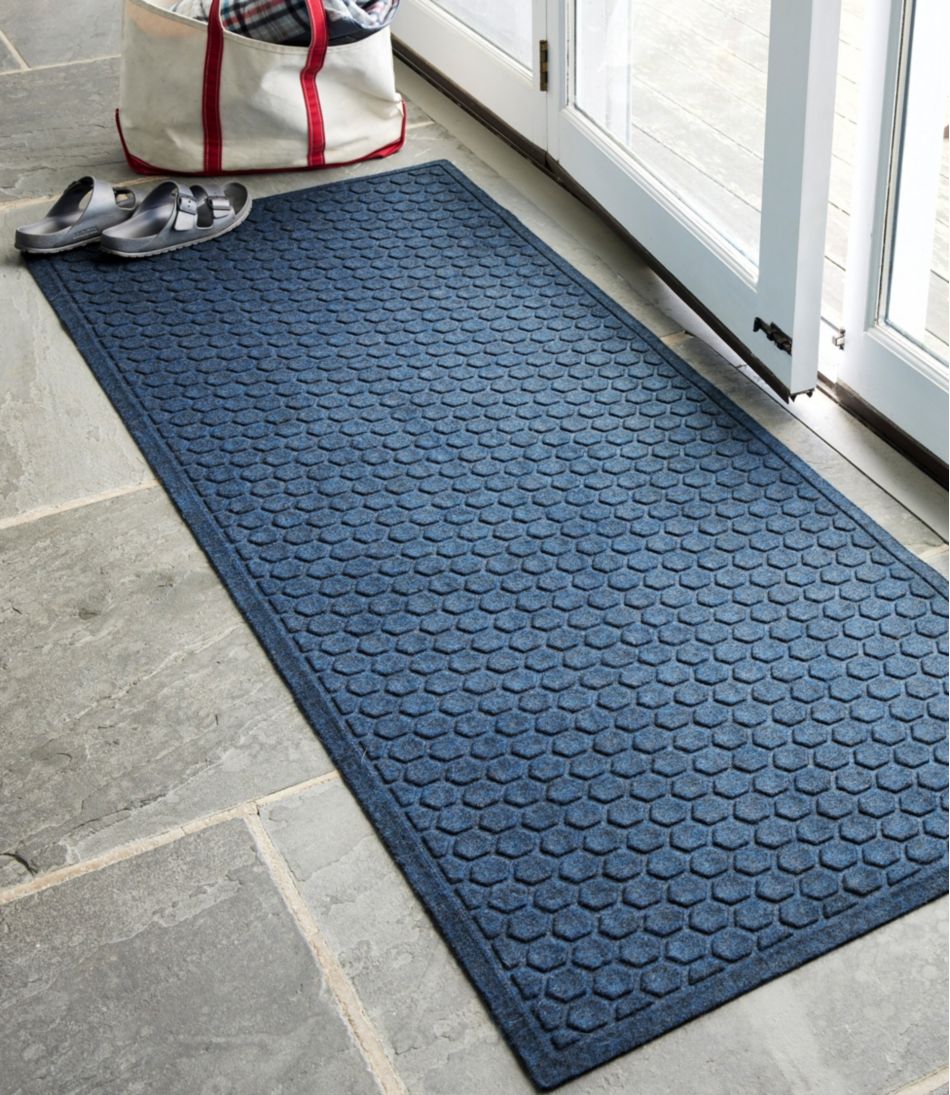 L.L.BeanWashable Waterhog Runner, Honeycomb