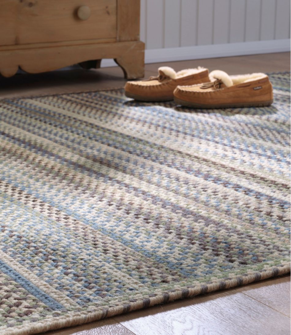 L.L.BeanBraided Wool Rug, Horizontal Braid