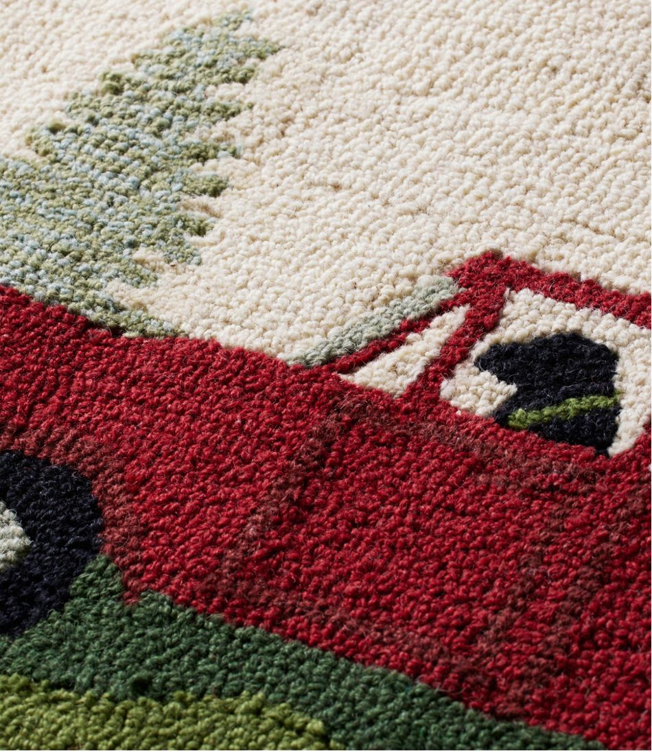 L.L.BeanWool Hooked Novelty Rug, Dog Caravan