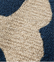 L.L.BeanWool Hooked Novelty Runner, Whale