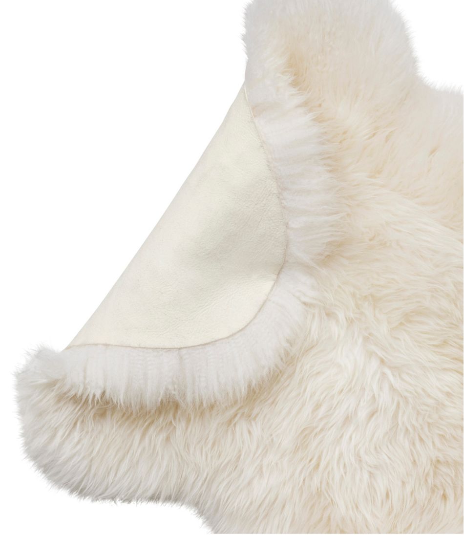 L.L.BeanDouble Sheepskin Rug