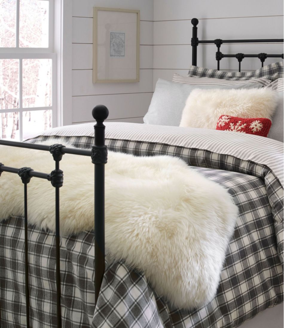 L.L.BeanDouble Sheepskin Rug