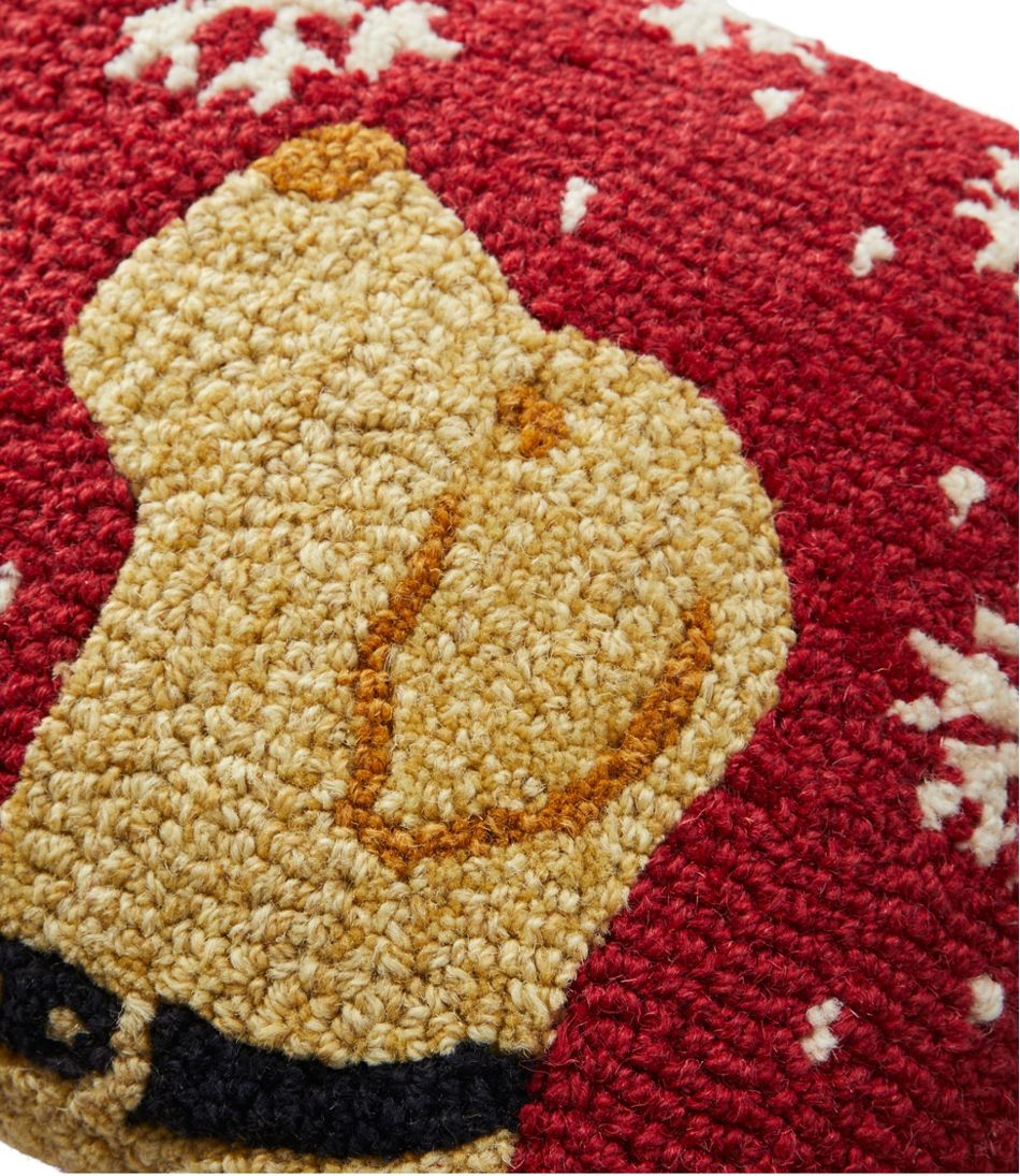 L.L.BeanWool Hooked Throw Pillow, Snowflake Yellow Lab, 14" x 14"