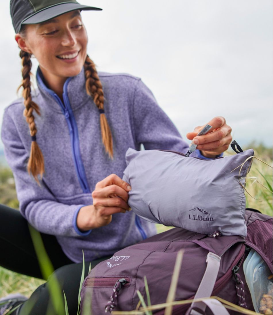 L.L.BeanWomen's PrimaLoft Packaway Hooded Jacket