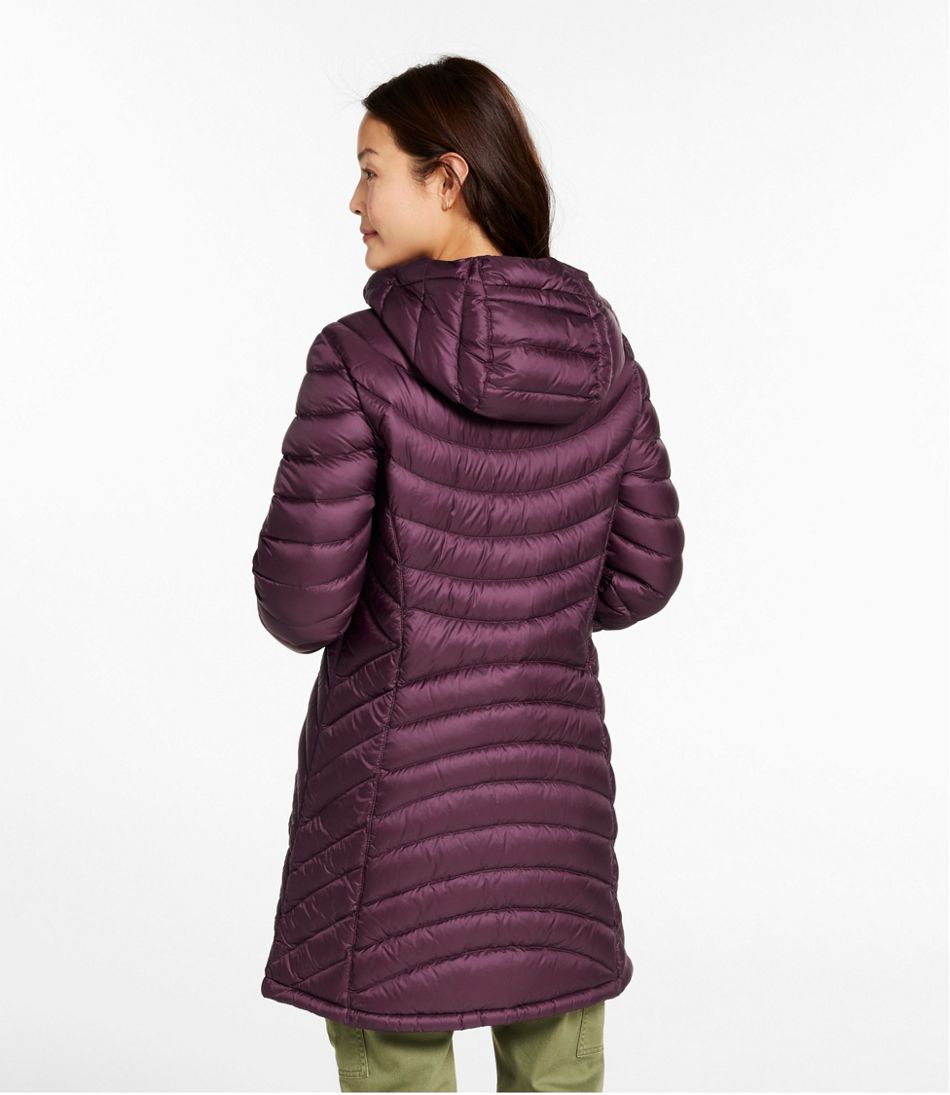L.L.BeanWomen's Ultralight 850 Down Hooded Coat, Three-Quarter Length