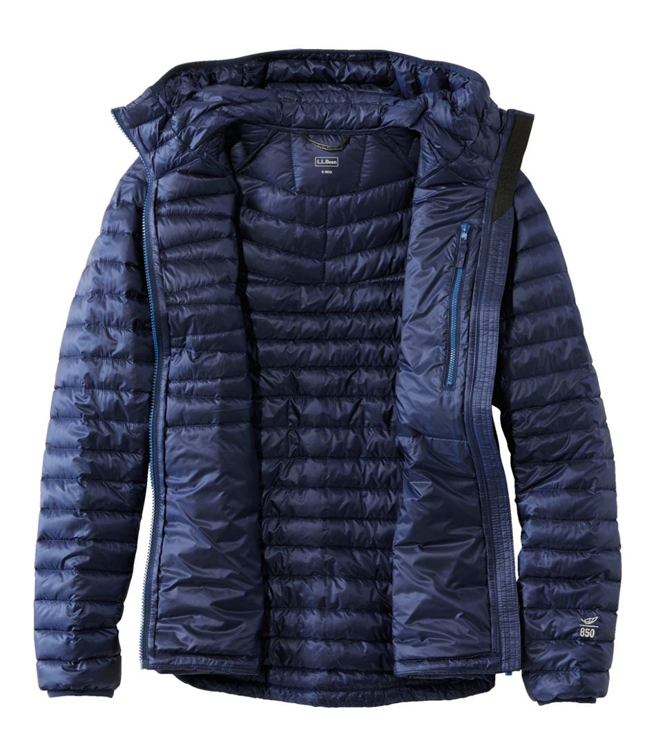 L.L.BeanWomen's Ultralight 850 Down Hooded Sweater