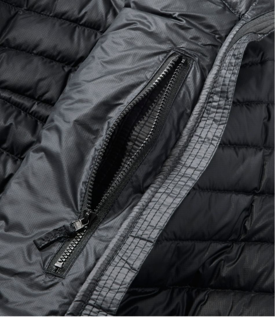 L.L.BeanWomen's Ultralight 850 Down Hooded Sweater