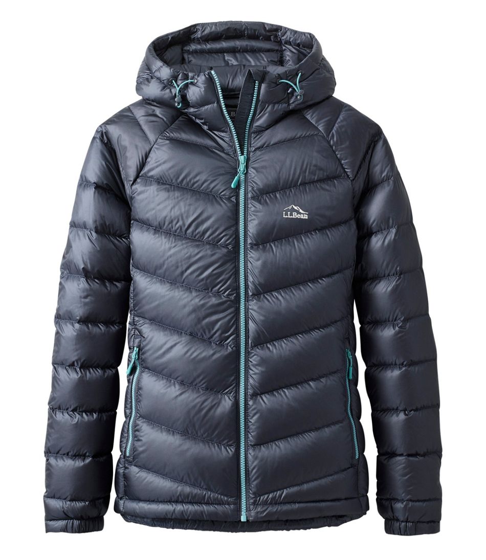 L.L.BeanWomen's Ultralight 850 Down Hooded Jacket