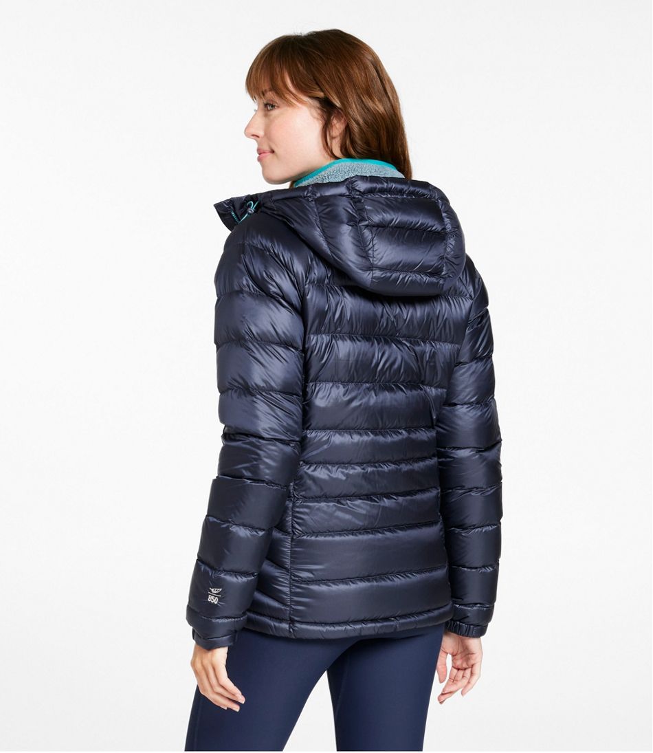 L.L.BeanWomen's Ultralight 850 Down Hooded Jacket