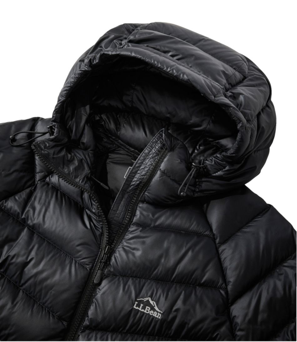 L.L.BeanWomen's Ultralight 850 Down Hooded Jacket